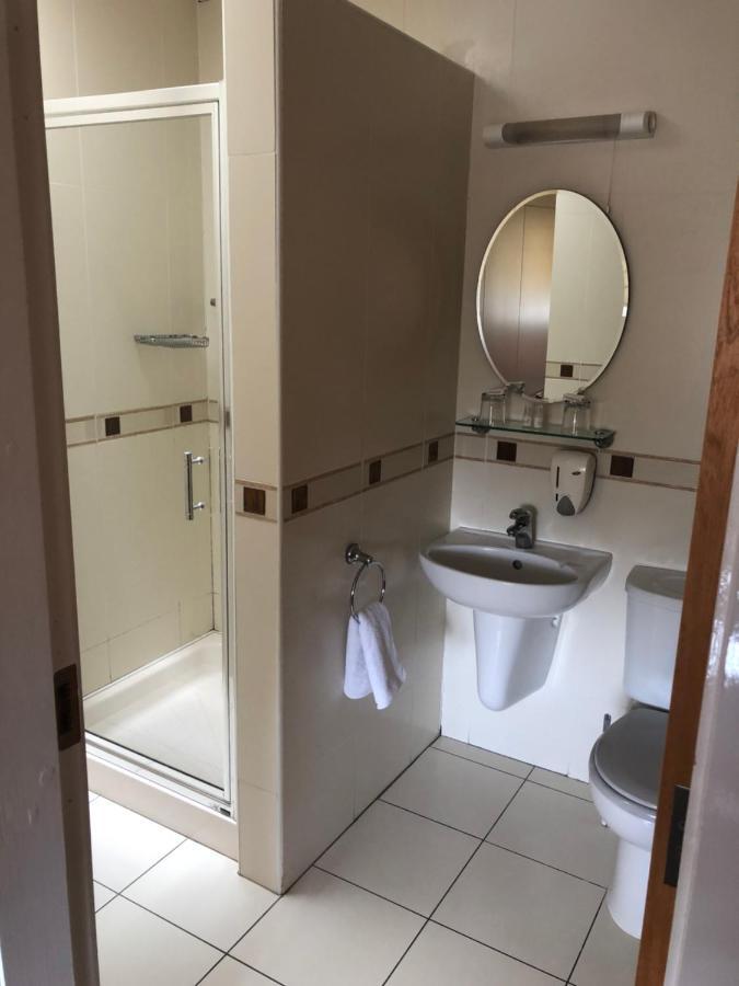 Laragh House B&B Килкенни Экстерьер фото