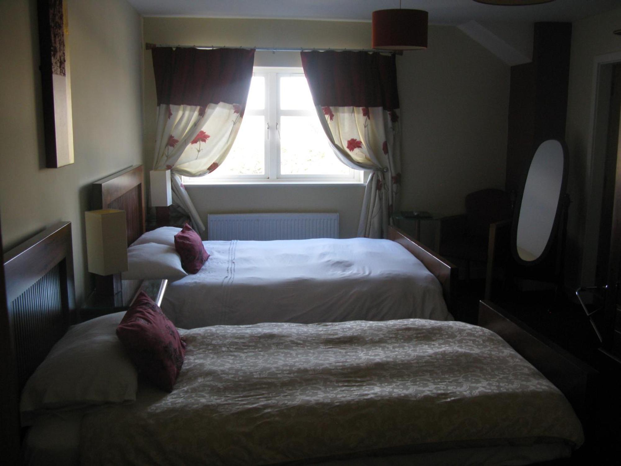 Laragh House B&B Килкенни Номер фото